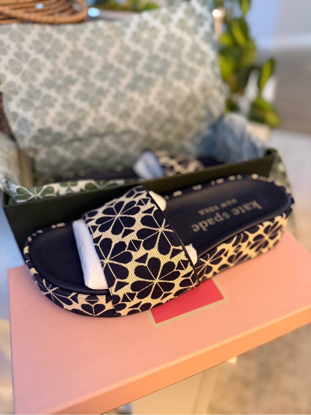 NEW IN BOX KATE SPADE Breeze spade flower jacquard platform slide sandals